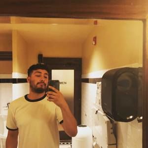 Meet your Posher, Christian